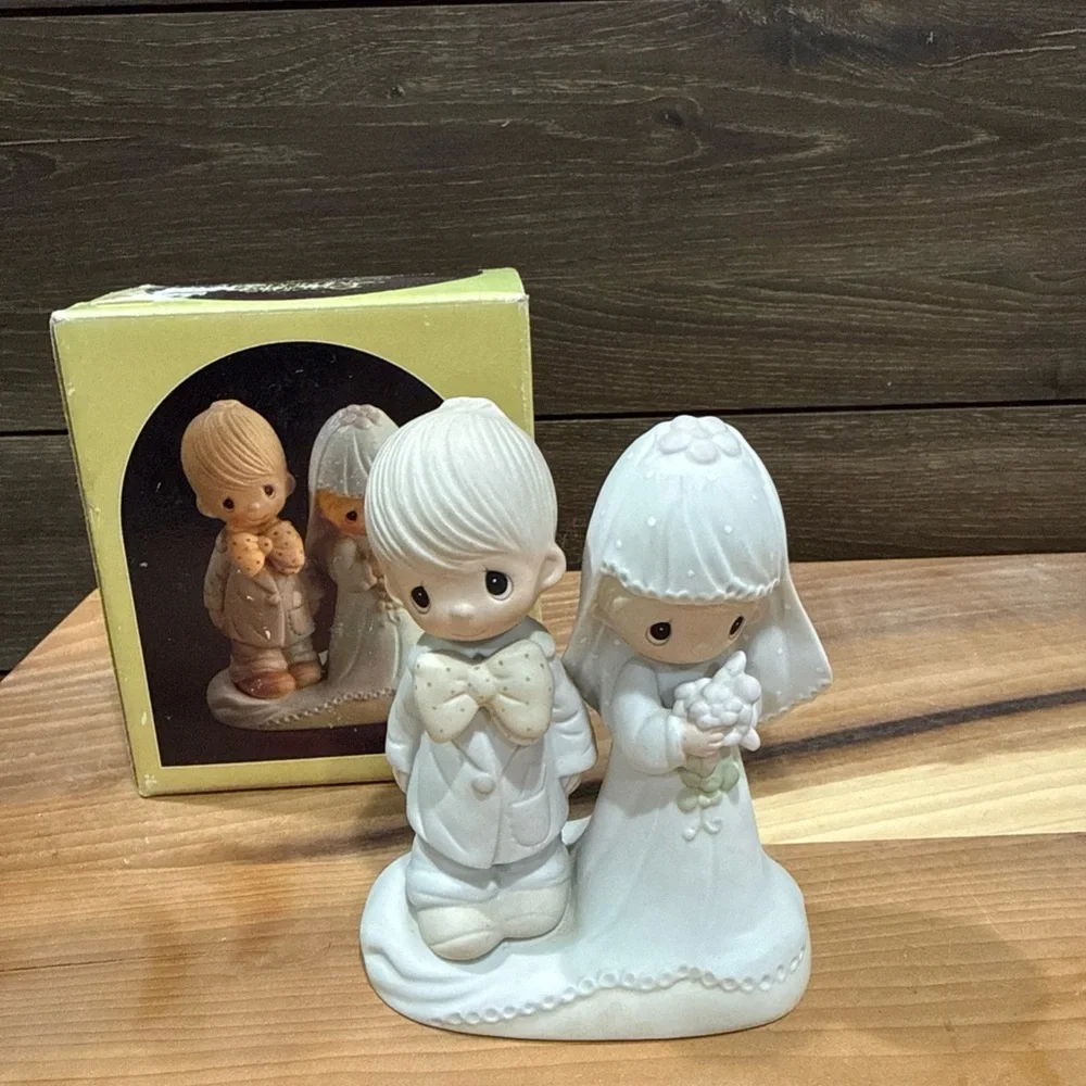 Precious Moments Cream Bride and Groom Wedding Figurine Cake Topper